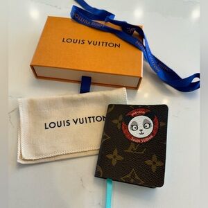 AUTHENTIC mini Louis Vuitton notebook with box and ribbon